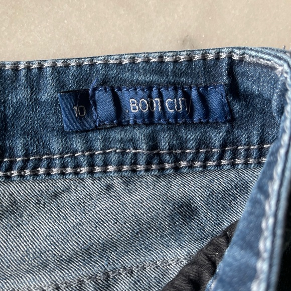 Embellished blue jeans - Picture 3 of 3